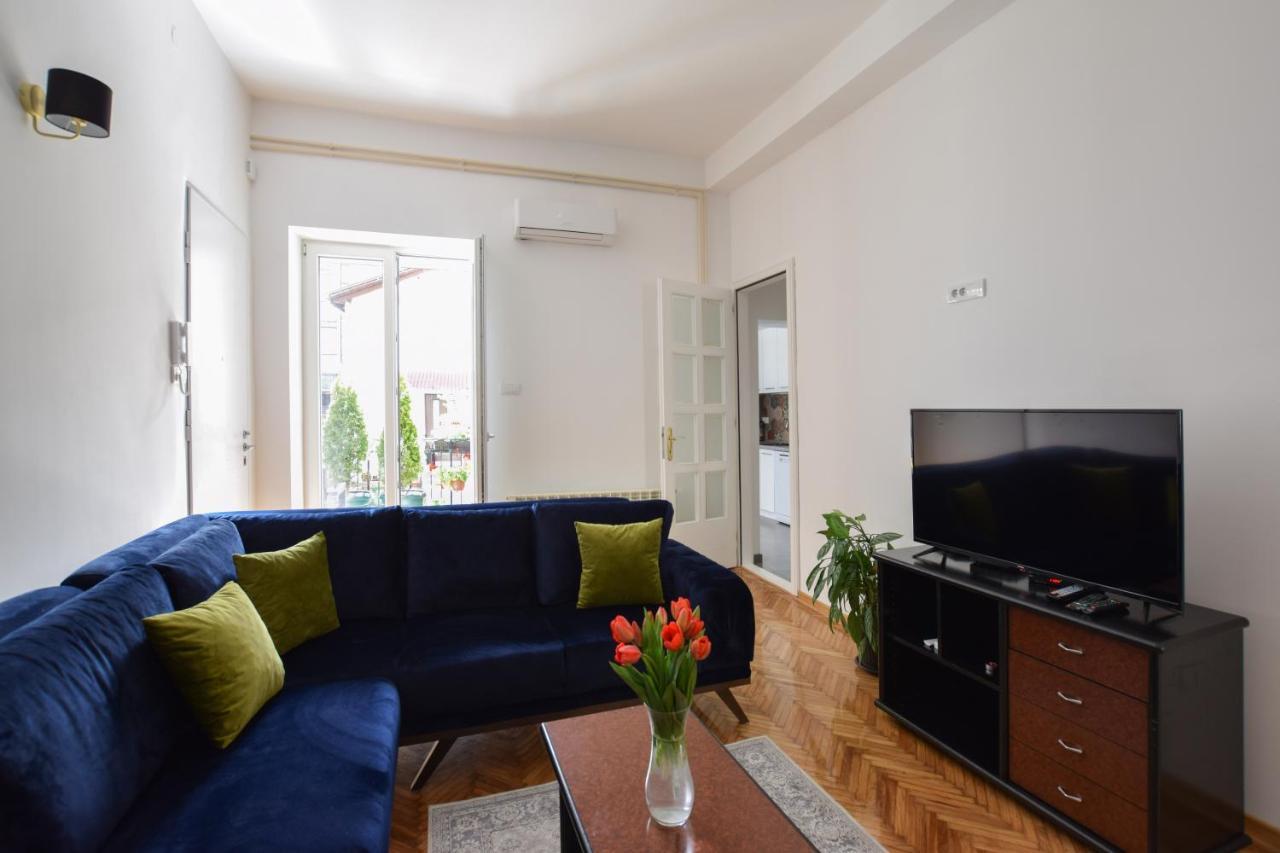 Crown Apartment - Your Most Comfortable Stay Belgrado Buitenkant foto